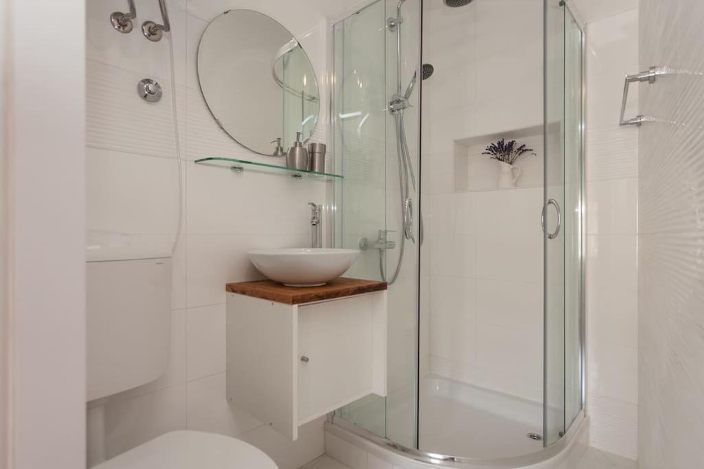 Vintage Apartment Rovinj Old Town Luaran gambar