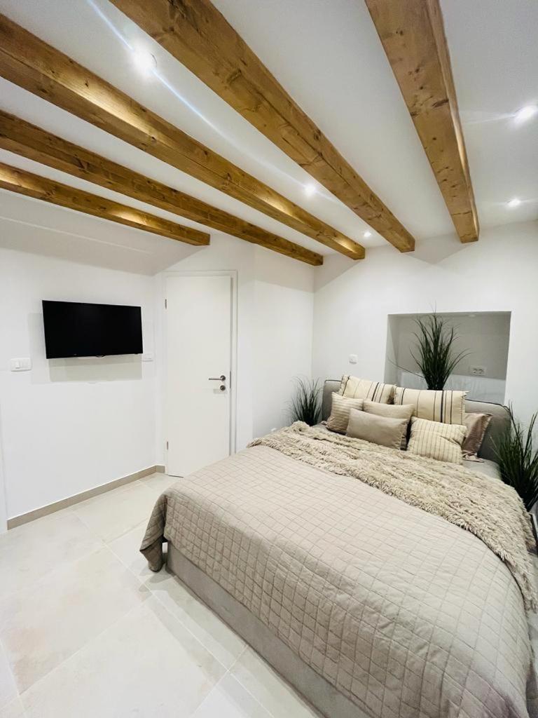 Vintage Apartment Rovinj Old Town Luaran gambar